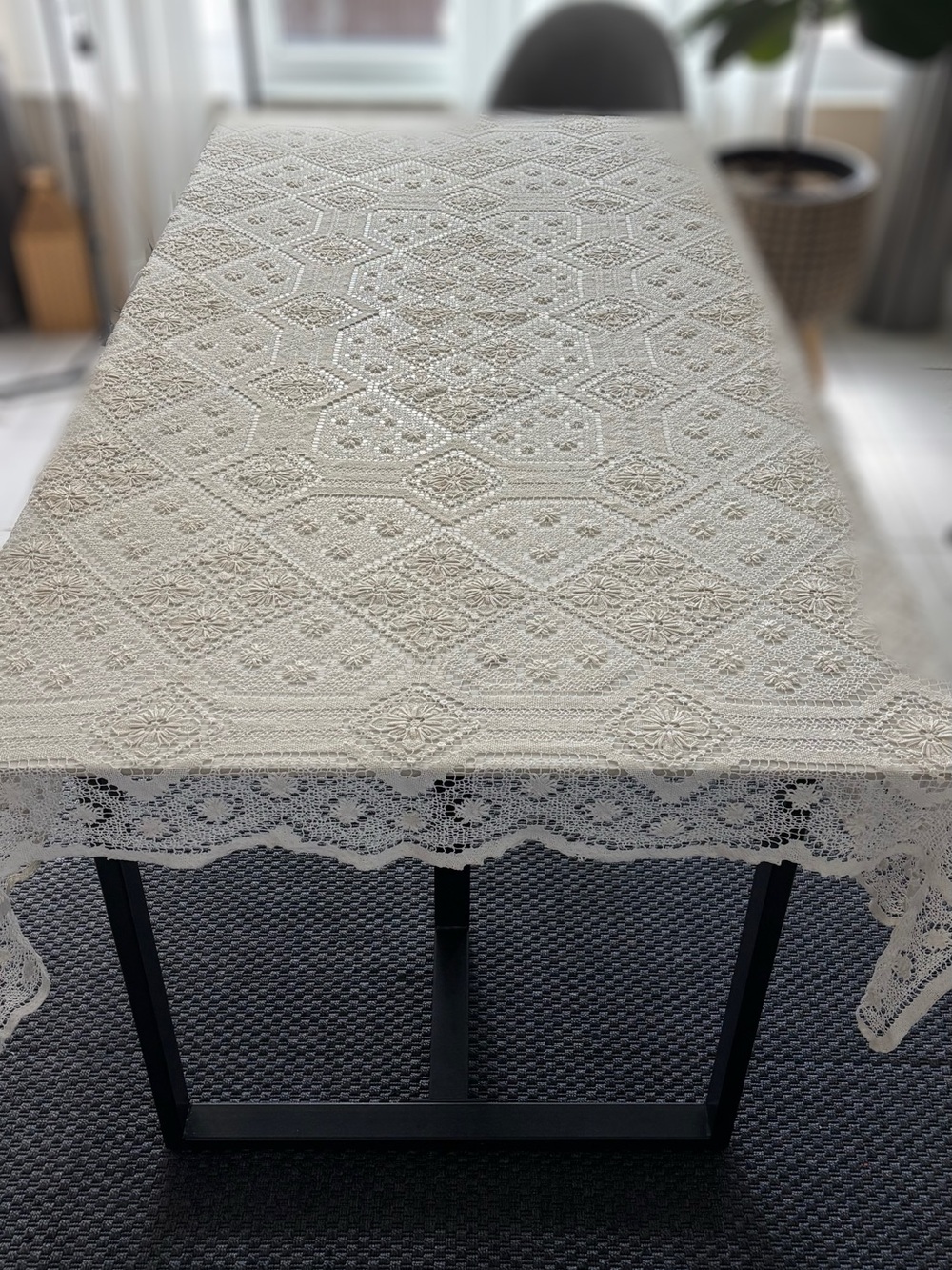 Vintage White Crochet Lace Tablecloth – Classic Home Dining 60x80 inch